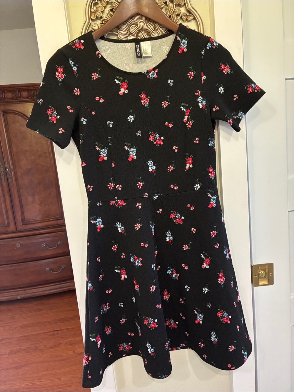 H&M Divides Black Floral Fit-and-Flare Mini Dress with Red & Blue Flowers 4